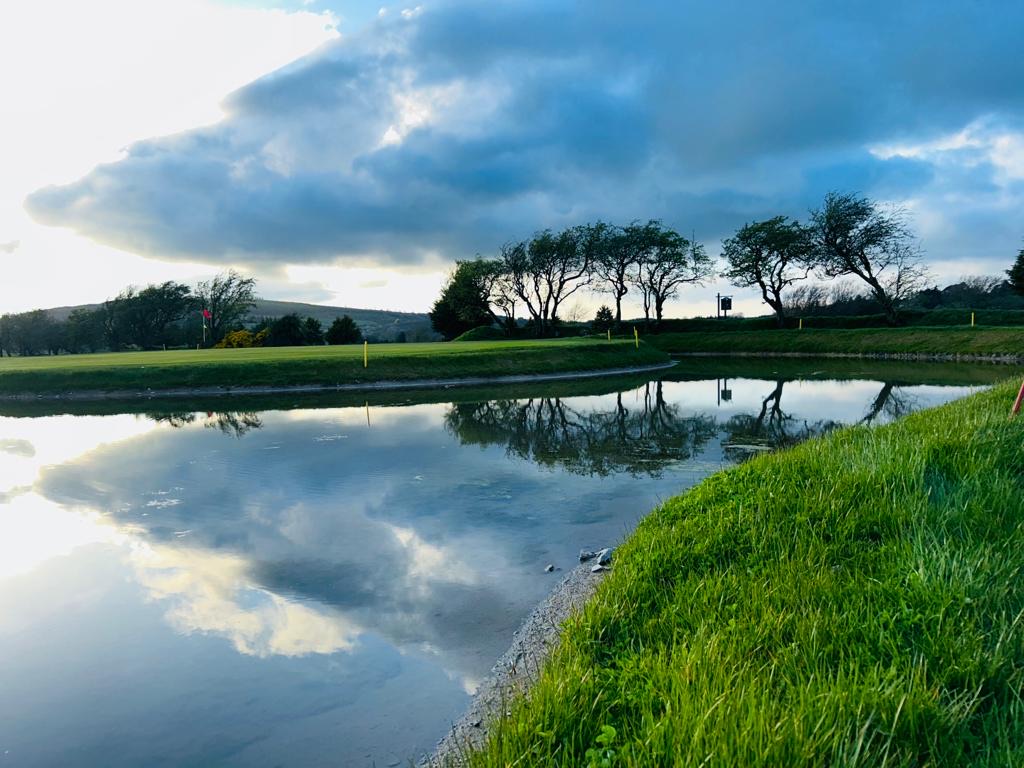 Water feature and green at Buttermountain Golf Club